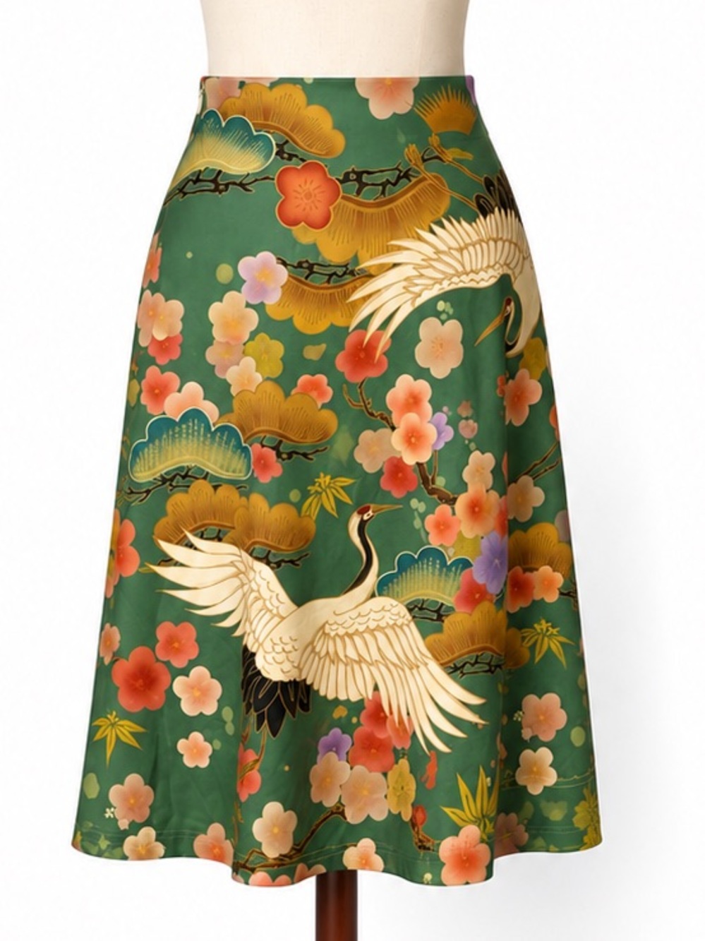 Asian print- crane, cherry blossom print skirt. Side zip- has stretch. M